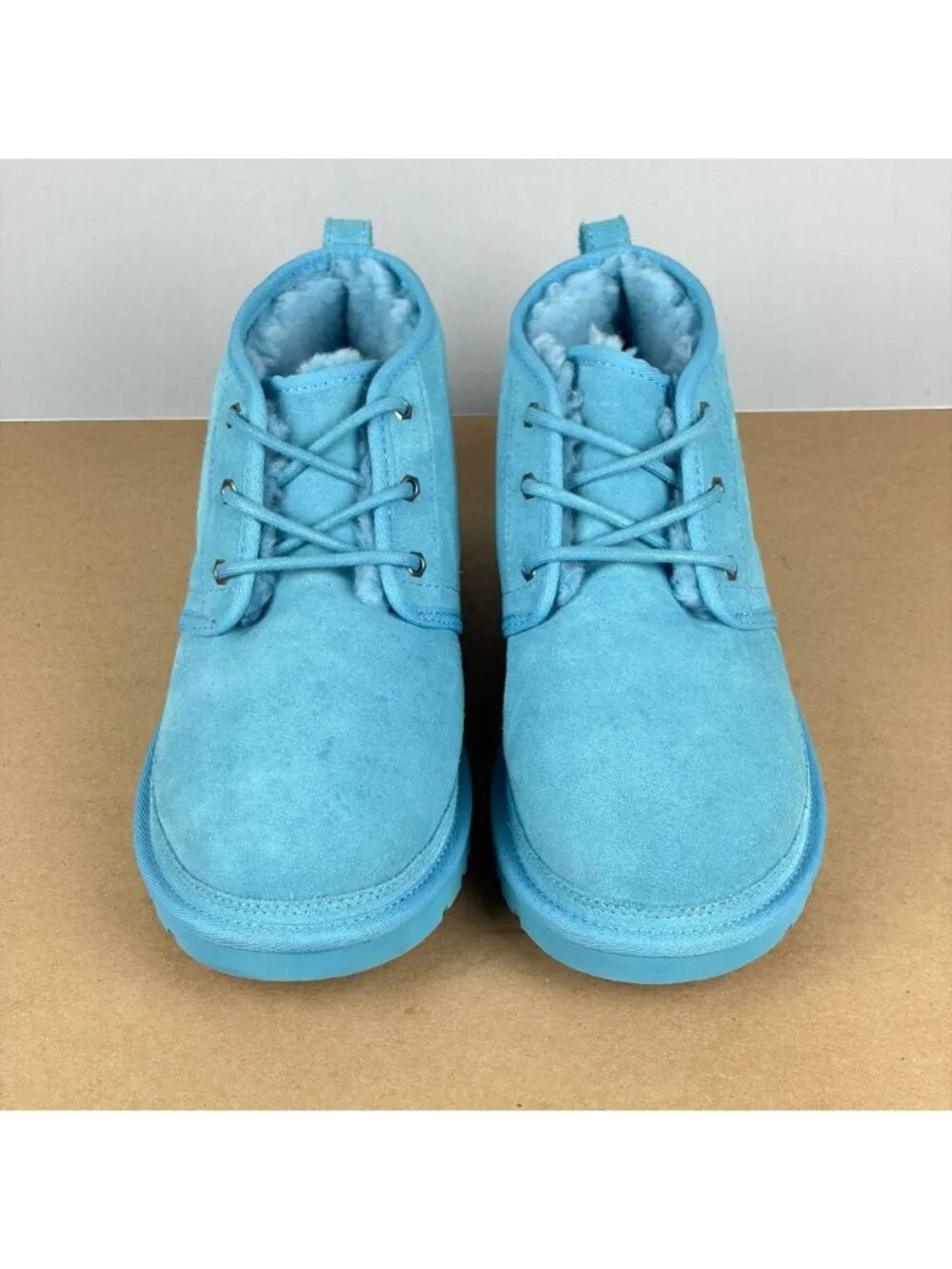 UGG Neumel Suede Chukka Boots Mens 10 Light Blue Wool Lined Lace Up